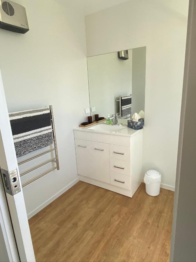 Central Retreat And Self Contained With Free Wifi Cromwell Eksteriør bilde